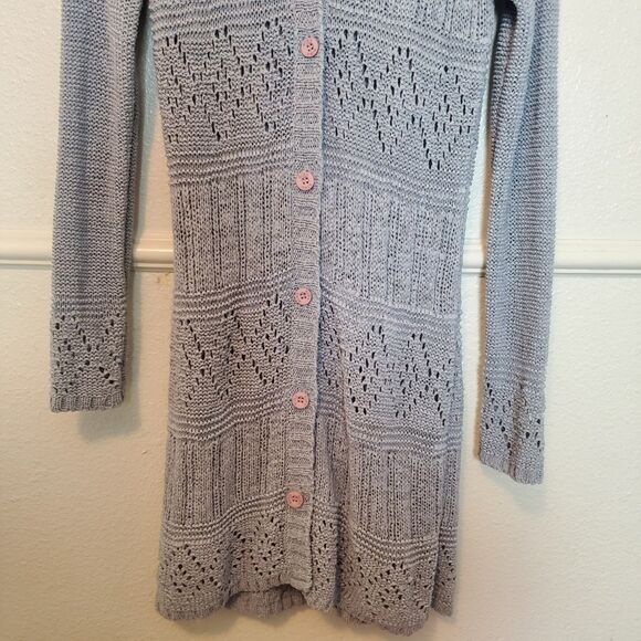 BCBG Maxazria Knit Long Cardigan Sweater Gray Duster Size Medium Button Front - Picture 3 of 13